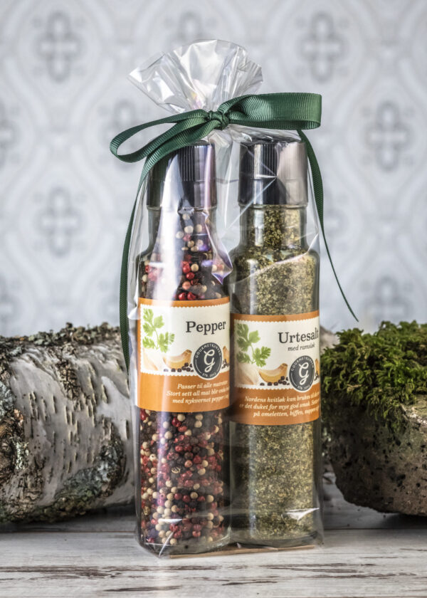 Flott gavepakke med to krydderkverner: aromatisk pepperblanding og urtesalt med ramsløk